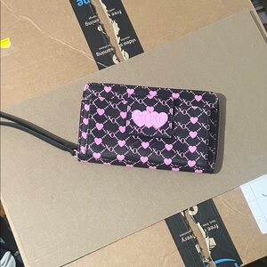 XOXO Black Wristlet with Pink Hearts